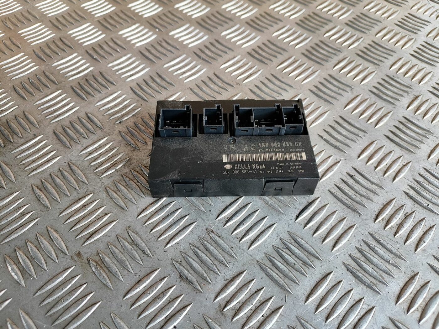 Komforta vadības bloks priekš SKODA OCTAVIA 2008 1 Komforta vadības bloks priekš SKODA OCTAVIA 2008