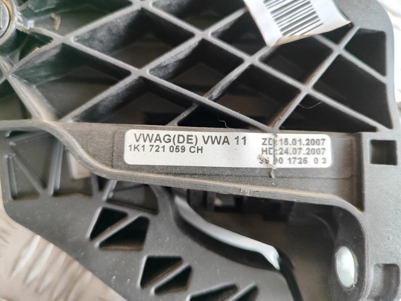 Sajūga pedālis priekš SKODA OCTAVIA 2008 4 Sajūga pedālis priekš SKODA OCTAVIA 2008