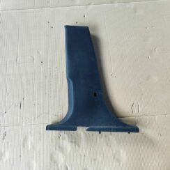 Vidējas salona statnes apdare priekš SKODA OCTAVIA 2008