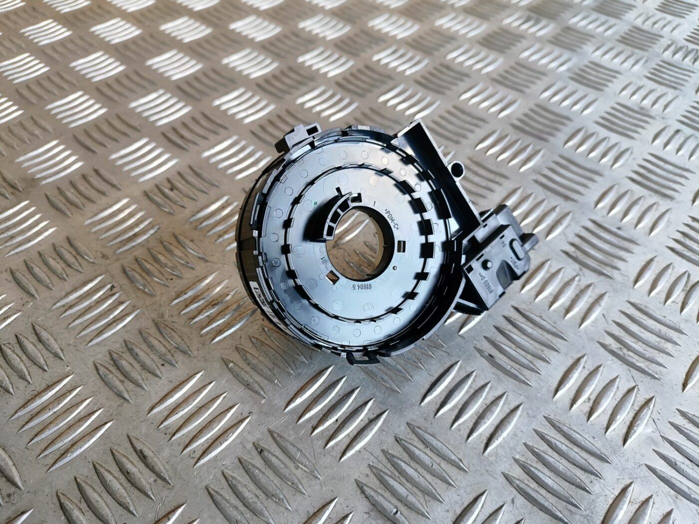 Drošības spilvena slīdgredzens priekš SKODA OCTAVIA 2008 4 Drošības spilvena slīdgredzens priekš SKODA OCTAVIA 2008