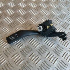 Pagrieziena rādītāju slēdzis priekš SKODA OCTAVIA 2008