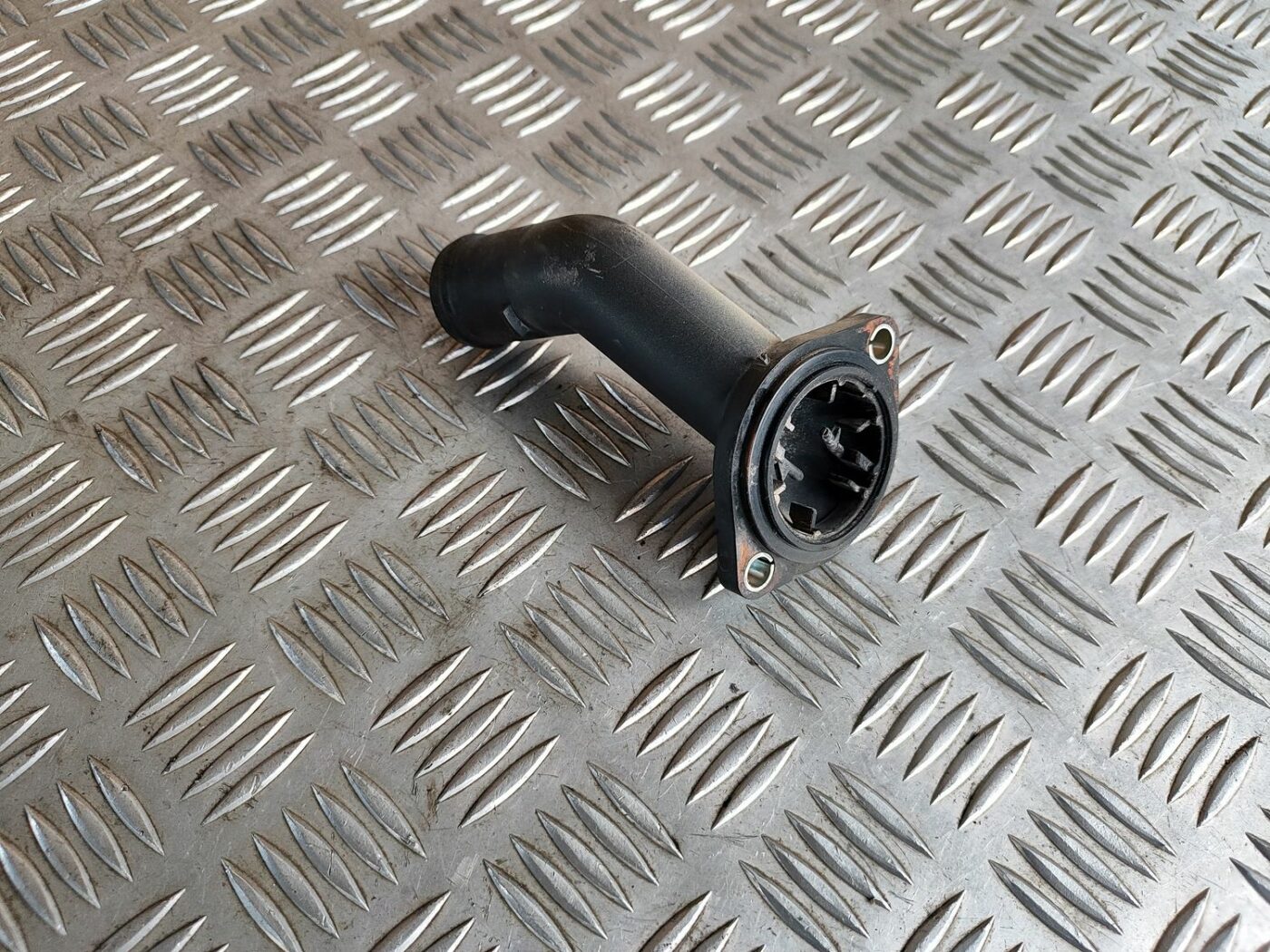 Termostata korpuss priekš SKODA OCTAVIA 2008 2 Termostata korpuss priekš SKODA OCTAVIA 2008