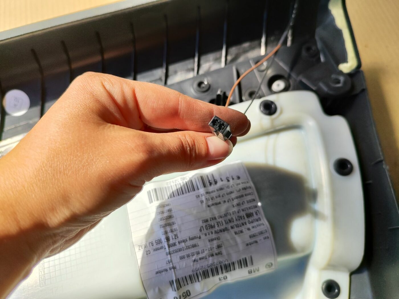 Priekšējo kreiso durvju apdare priekš SKODA OCTAVIA 2008 4 Priekšējo kreiso durvju apdare priekš SKODA OCTAVIA 2008