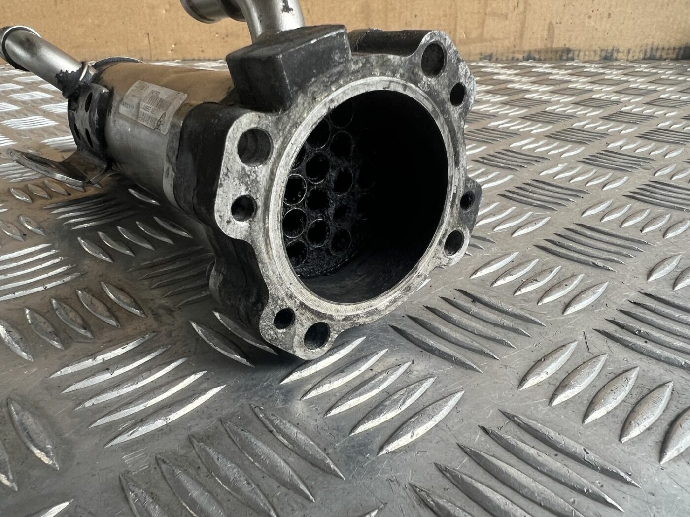 EGR vārsta dzesētājs priekš VOLVO S60 2007 3 EGR vārsta dzesētājs priekš VOLVO S60 2007