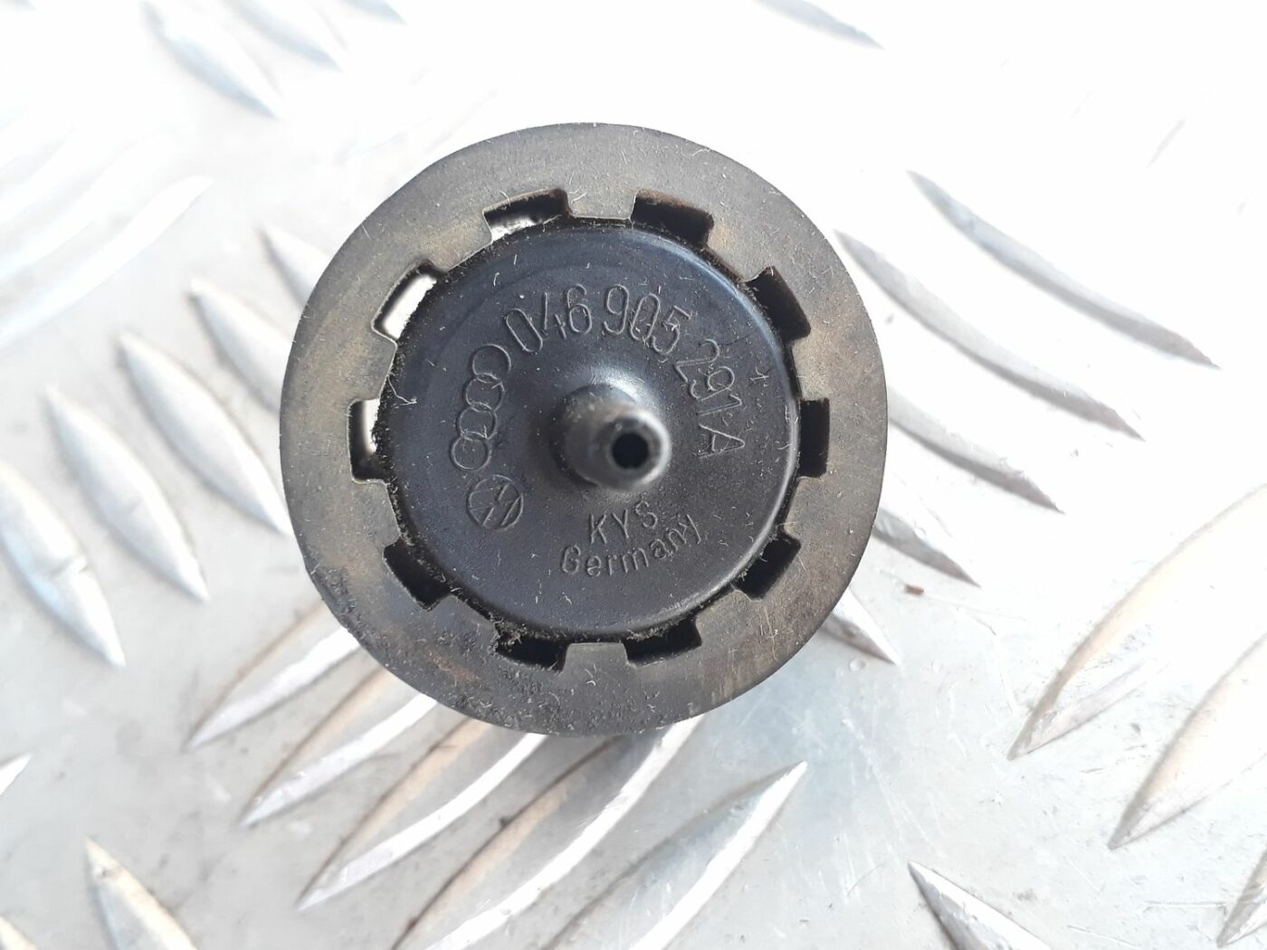 Solenoīda vakuuma vārsts priekš AUDI A6 AVANT 2006 3 Solenoīda vakuuma vārsts priekš AUDI A6 AVANT 2006