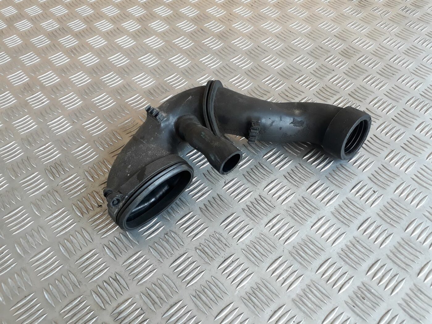 Turbīnas caurule priekš BMW 530D E61 2006 TOURING BLUE 1 Turbīnas caurule priekš BMW 530D E61 2006 TOURING BLUE