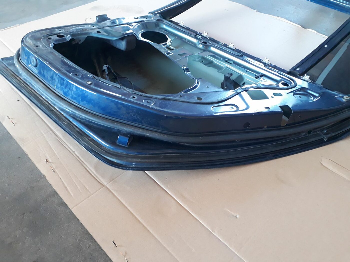 Aizmugurējās labās durvis priekš BMW 530D E61 2006 TOURING BLUE 5 Aizmugurējās labās durvis priekš BMW 530D E61 2006 TOURING BLUE