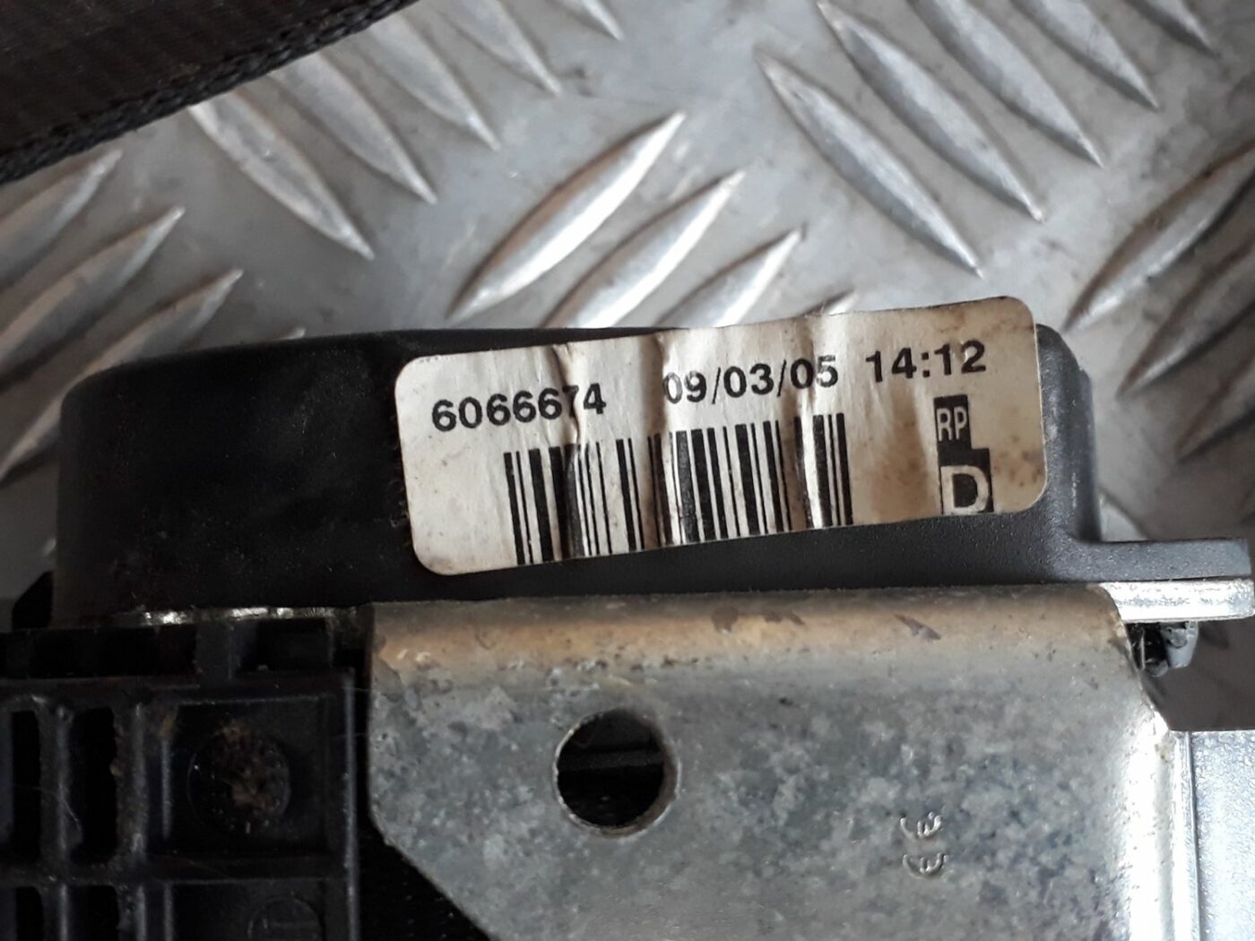 Priekšējā labā drošības josta priekš SEAT IBIZA 2005 3 Priekšējā labā drošības josta priekš SEAT IBIZA 2005