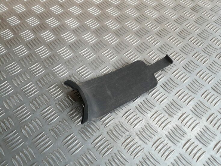Centrālās konsoles nodalījuma žalūzija/vāciņš priekš SEAT IBIZA 2005