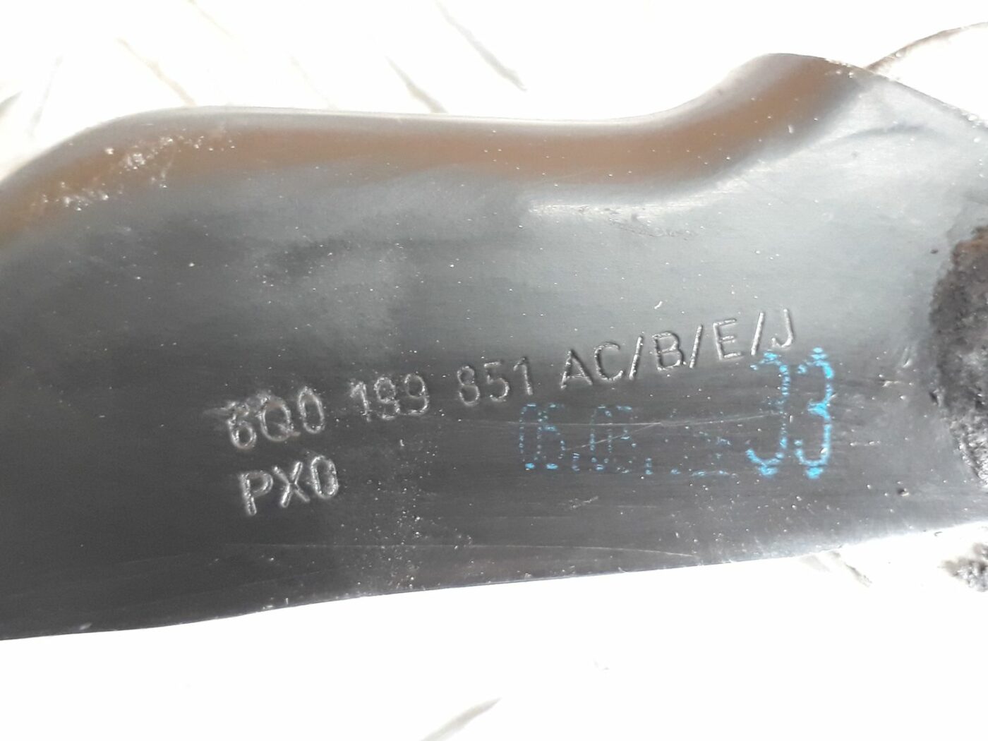 Dzinēja spilvens priekš SEAT IBIZA 2005 3 Dzinēja spilvens priekš SEAT IBIZA 2005