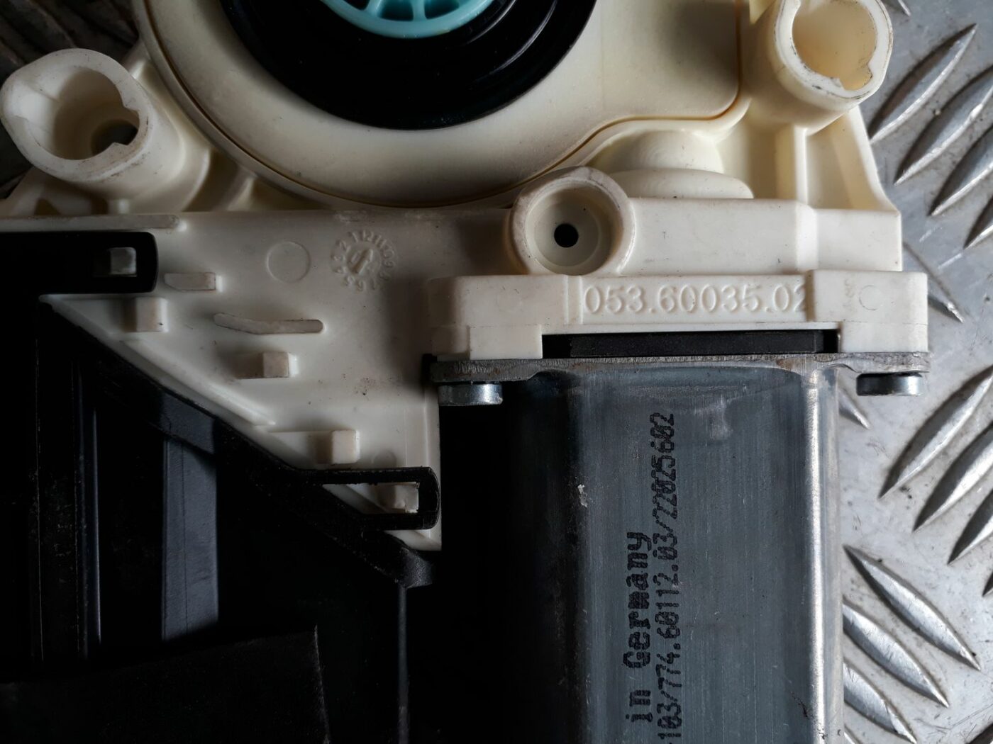 Elektrisko stiklu motors priekš SEAT IBIZA 2005 3 Elektrisko stiklu motors priekš SEAT IBIZA 2005