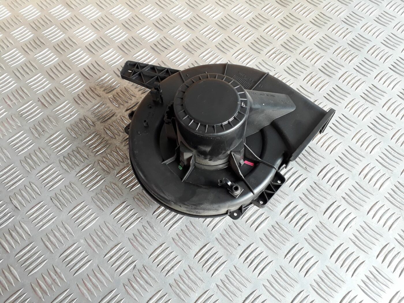 Salona ventilators priekš SEAT IBIZA 2005 1 Salona ventilators priekš SEAT IBIZA 2005