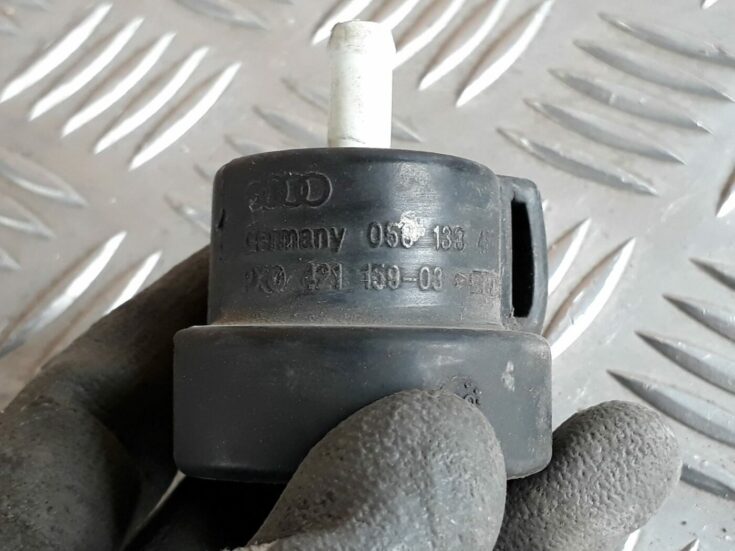 Solenoīda vakuuma vārsts priekš AUDI A4 1999 4