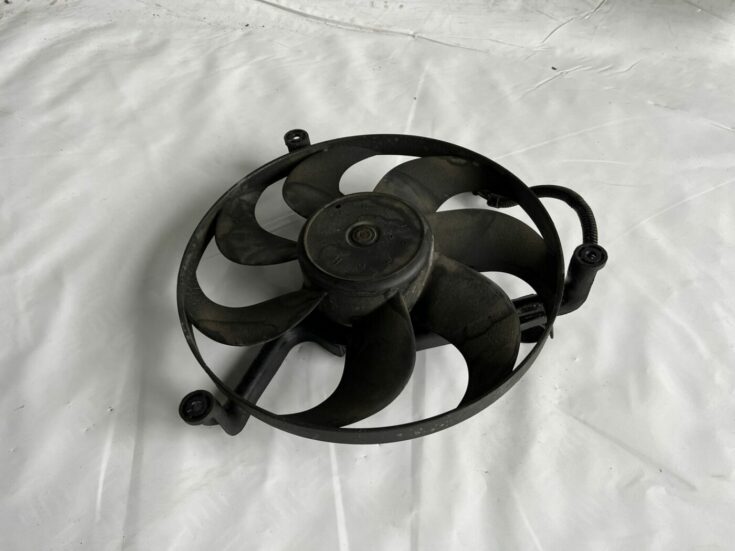 Dzesēšanas radiatora ventilators priekš AUDI A4 2001 SEDAN 1