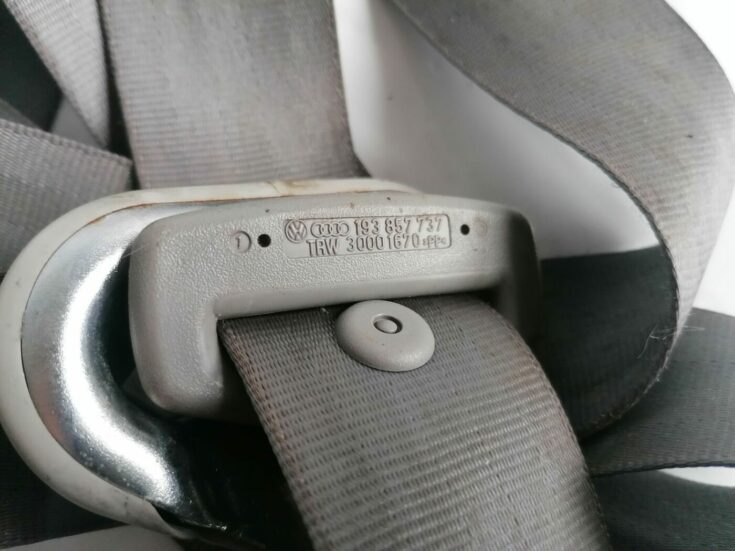 Priekšējā labā drošības josta priekš VW NEW BEETLE 2001 5