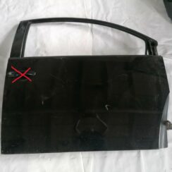 Priekšējās labās durvis priekš VW NEW BEETLE 2001