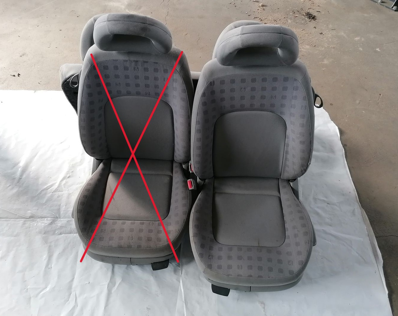 Sēdekļu komplekts priekš VW NEW BEETLE 2001 1 Sēdekļu komplekts priekš VW NEW BEETLE 2001