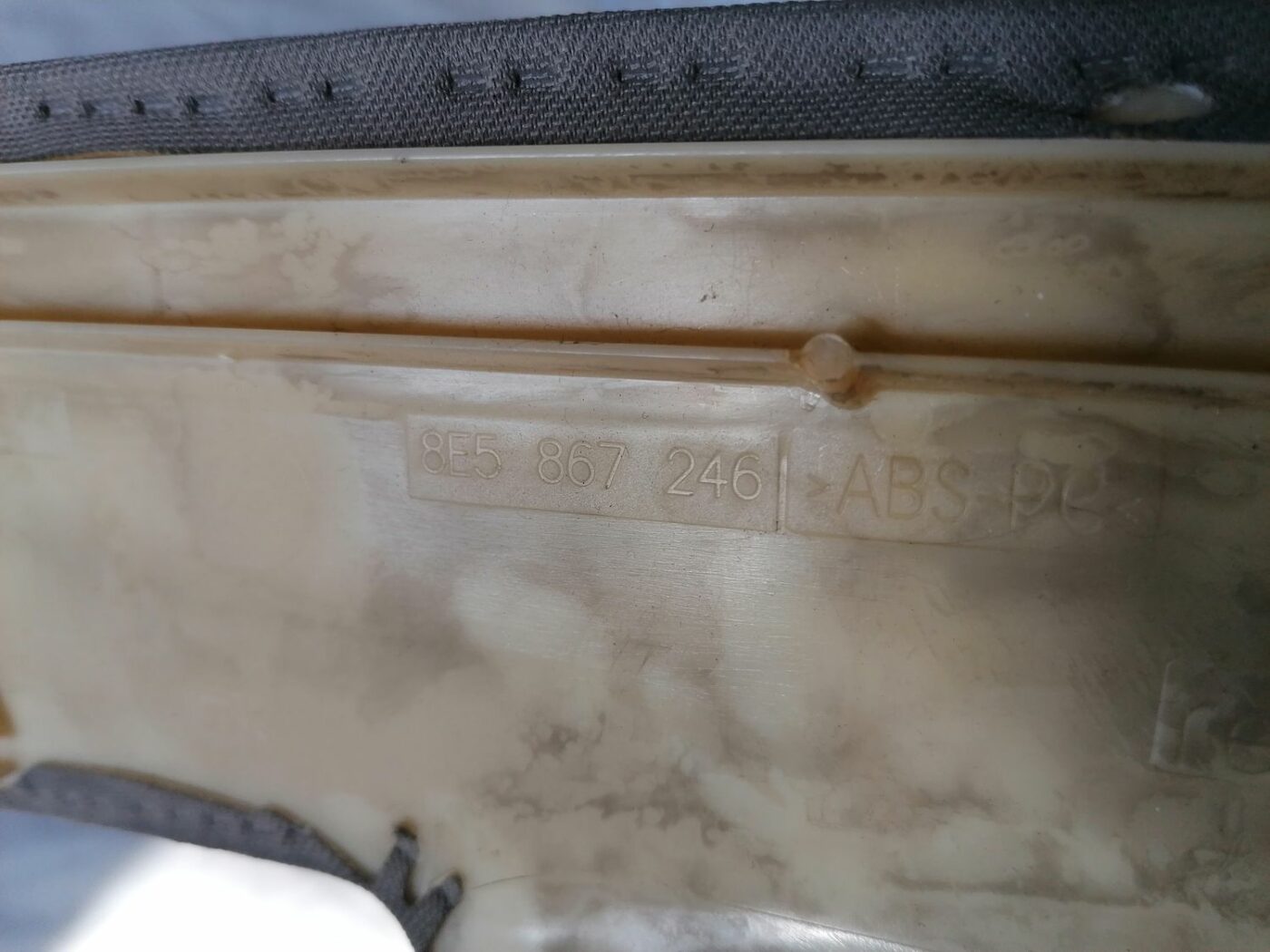 Aizmugurējas salona statnes apdare priekš AUDI A4 2001 SEDAN 3 Aizmugurējas salona statnes apdare priekš AUDI A4 2001 SEDAN