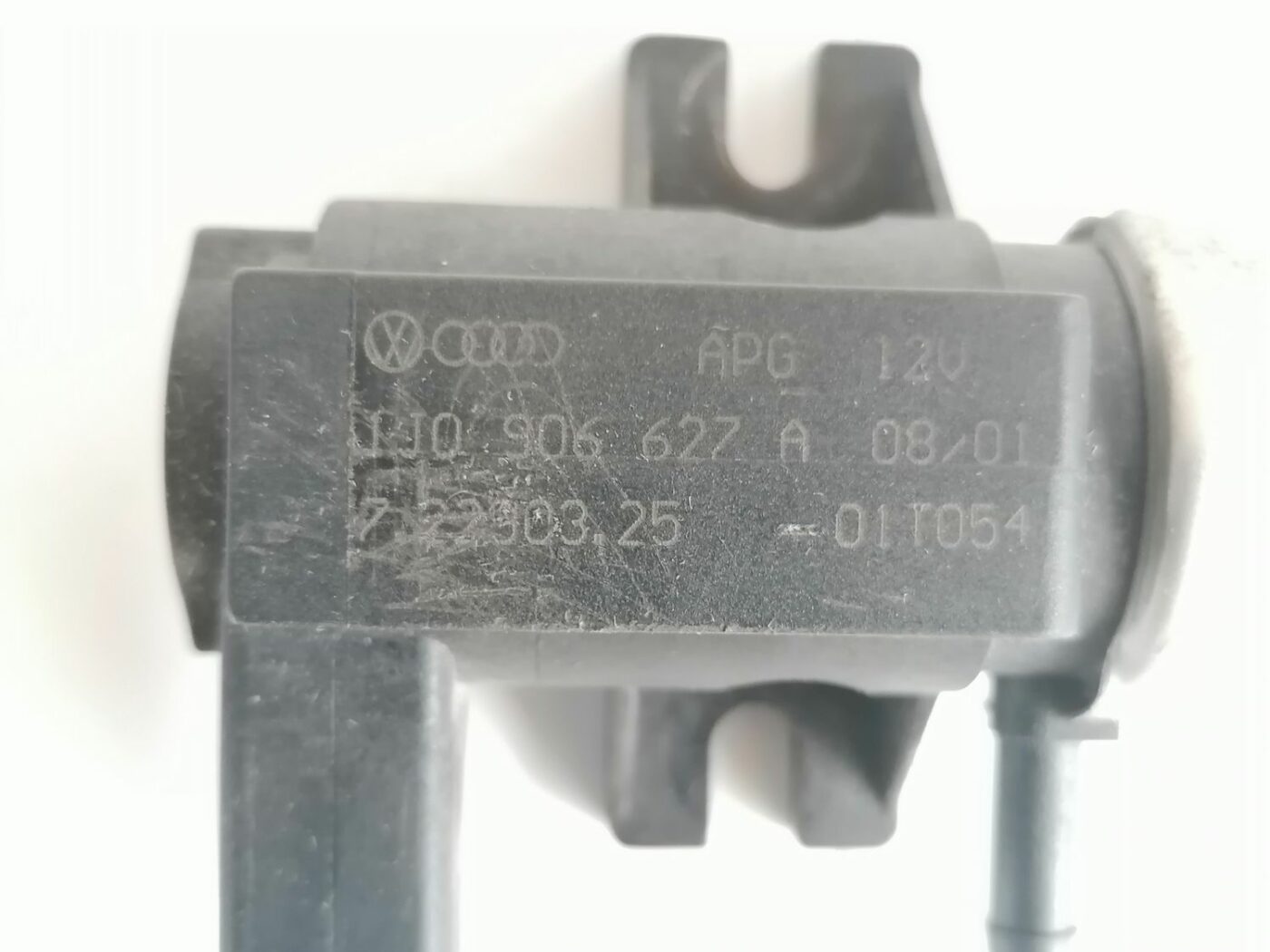 Solenoīda vakuuma vārsts priekš VOLVO V70 2000 5 Solenoīda vakuuma vārsts priekš VOLVO V70 2000