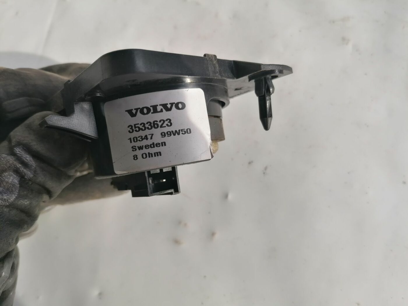 Durvju skaļrunis, augšā priekš VOLVO V70 2000 4 Durvju skaļrunis, augšā priekš VOLVO V70 2000