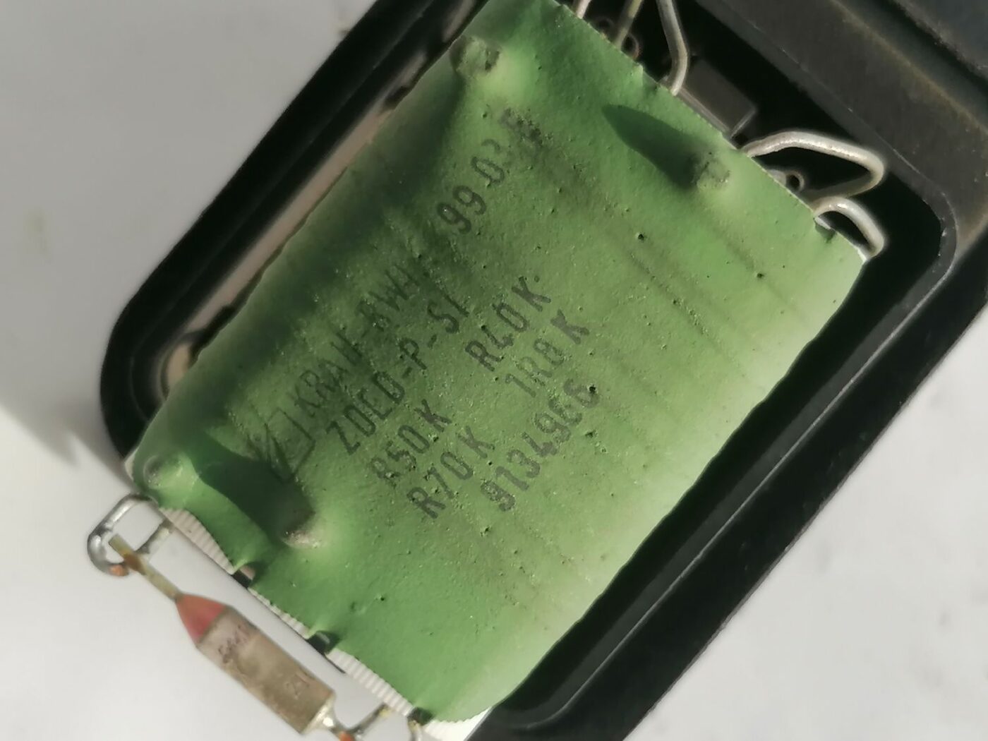 Salona ventilatora rezistors priekš VOLVO V70 2000 5 Salona ventilatora rezistors priekš VOLVO V70 2000