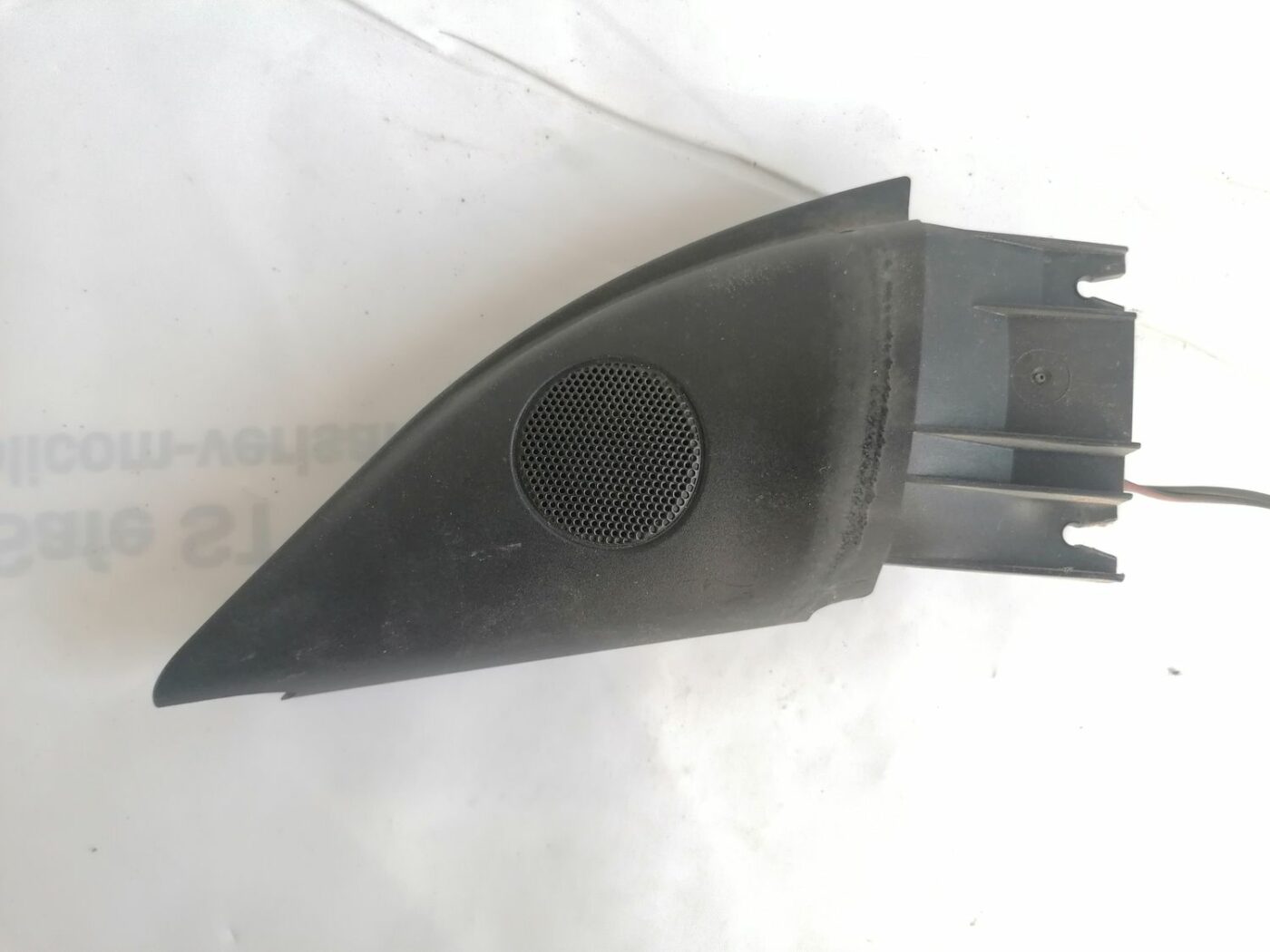 Durvju spoguļa apdares uzlika salonā (ar skaļruni) priekš VW PASSAT 2003 UNIVERSAL BLUE 2 Durvju spoguļa apdares uzlika salonā (ar skaļruni) priekš VW PASSAT 2003 UNIVERSAL BLUE