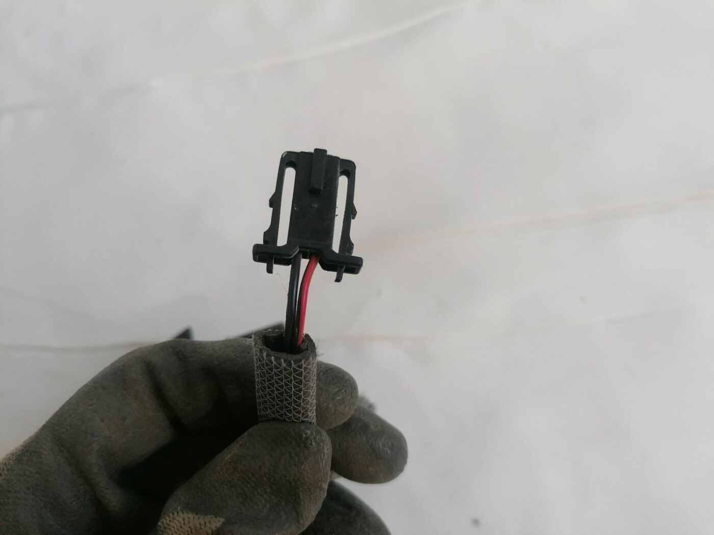 Durvju spoguļa apdares uzlika salonā (ar skaļruni) priekš VW PASSAT 2003 UNIVERSAL BLUE 8 Durvju spoguļa apdares uzlika salonā (ar skaļruni) priekš VW PASSAT 2003 UNIVERSAL BLUE