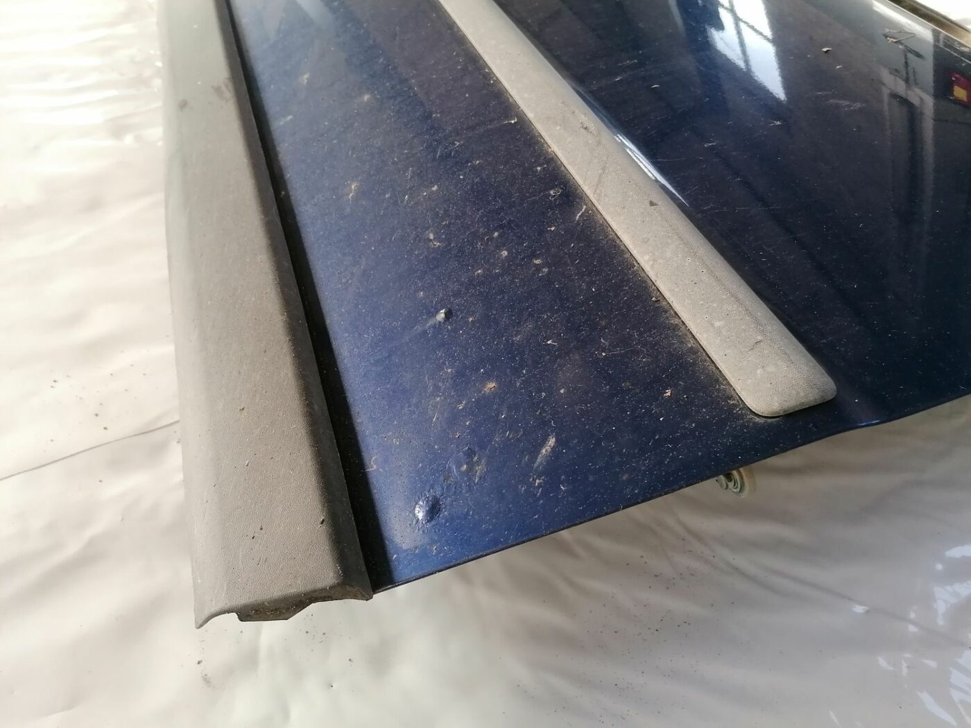 Priekšējās labās durvis priekš VW PASSAT 2003 UNIVERSAL BLUE 2 Priekšējās labās durvis priekš VW PASSAT 2003 UNIVERSAL BLUE