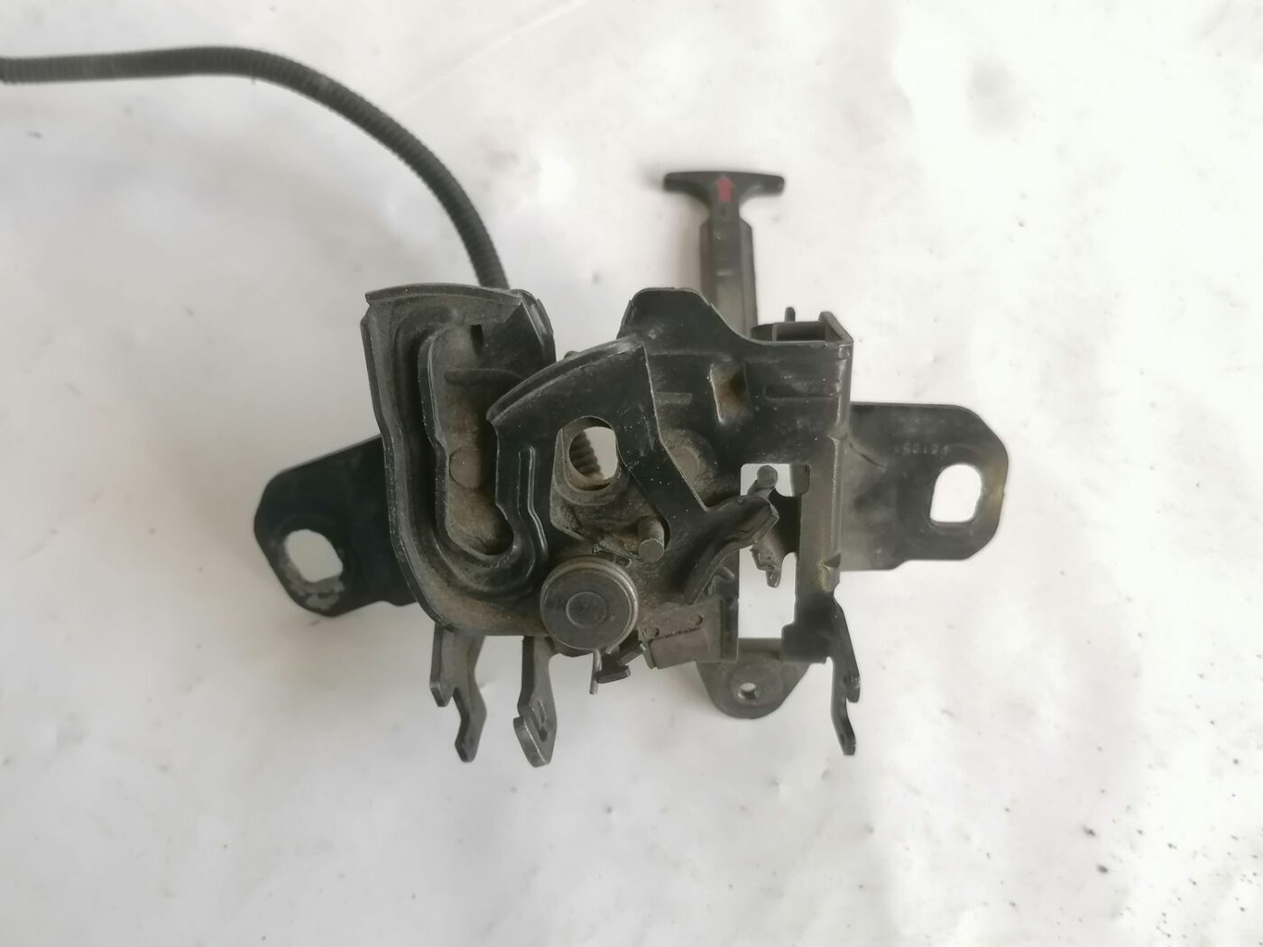 Pārsega slēdzene priekš VW PASSAT 2003 UNIVERSAL BLUE 4 Pārsega slēdzene priekš VW PASSAT 2003 UNIVERSAL BLUE