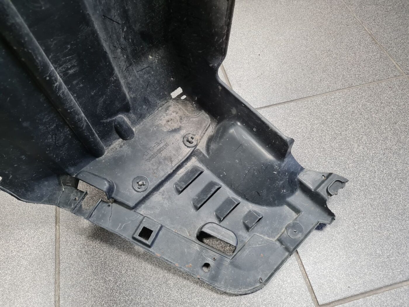 Priekšējais labais paspārns priekš HONDA ACCORD 2008 10 Priekšējais labais paspārns priekš HONDA ACCORD 2008