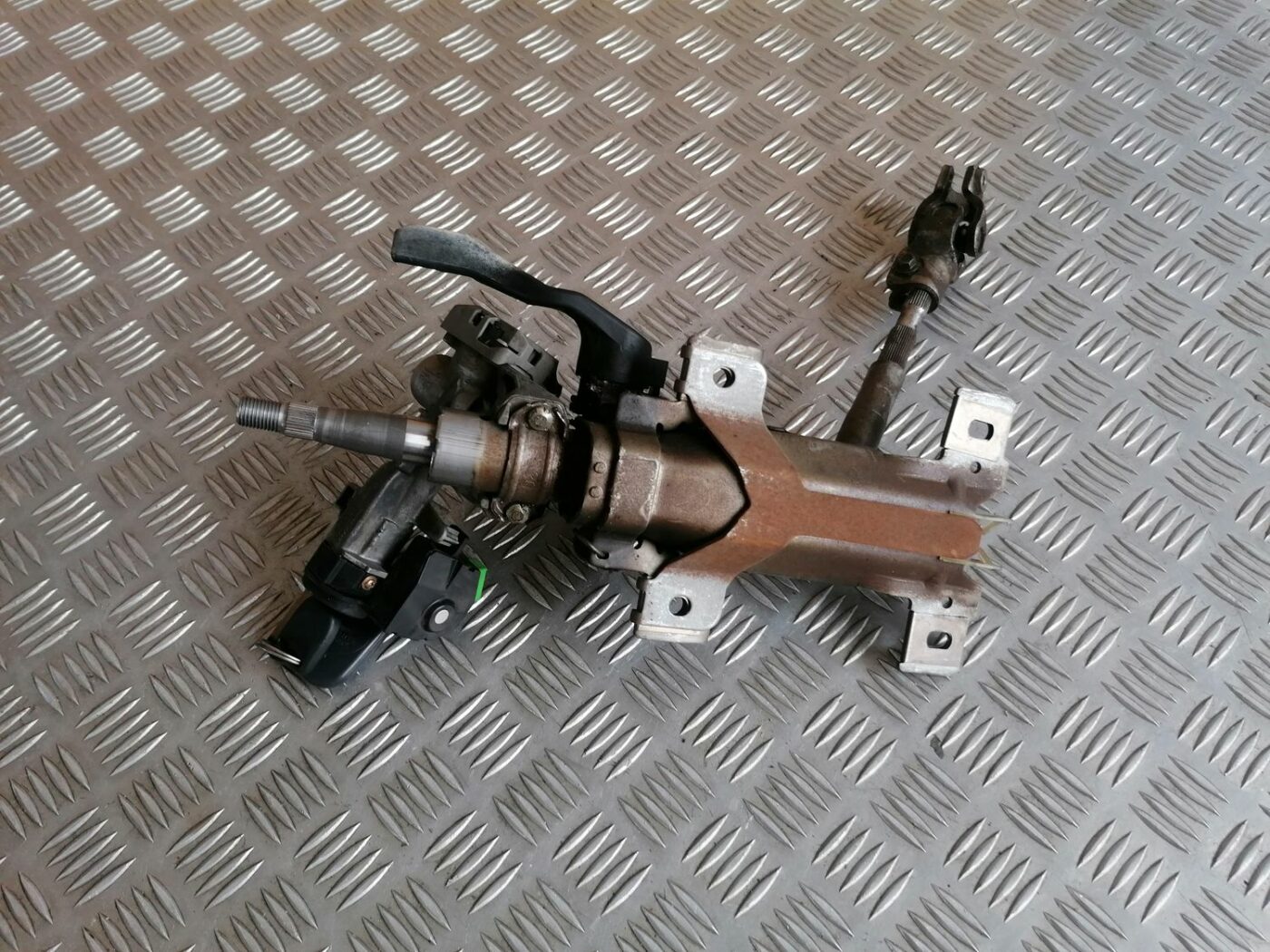 Stūres statne priekš HONDA CIVIC 2004 5 Stūres statne priekš HONDA CIVIC 2004