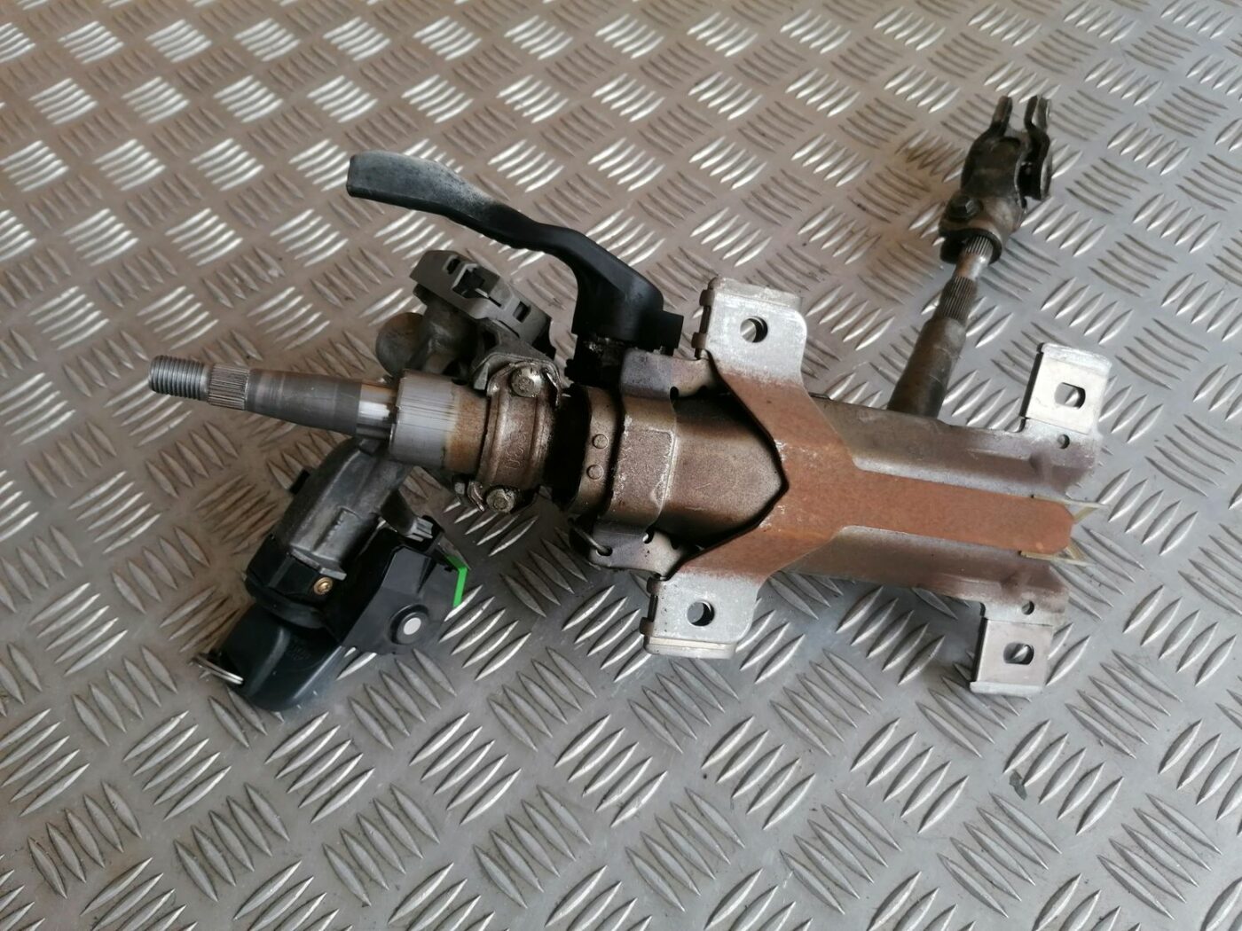 Stūres statne priekš HONDA CIVIC 2004 4 Stūres statne priekš HONDA CIVIC 2004