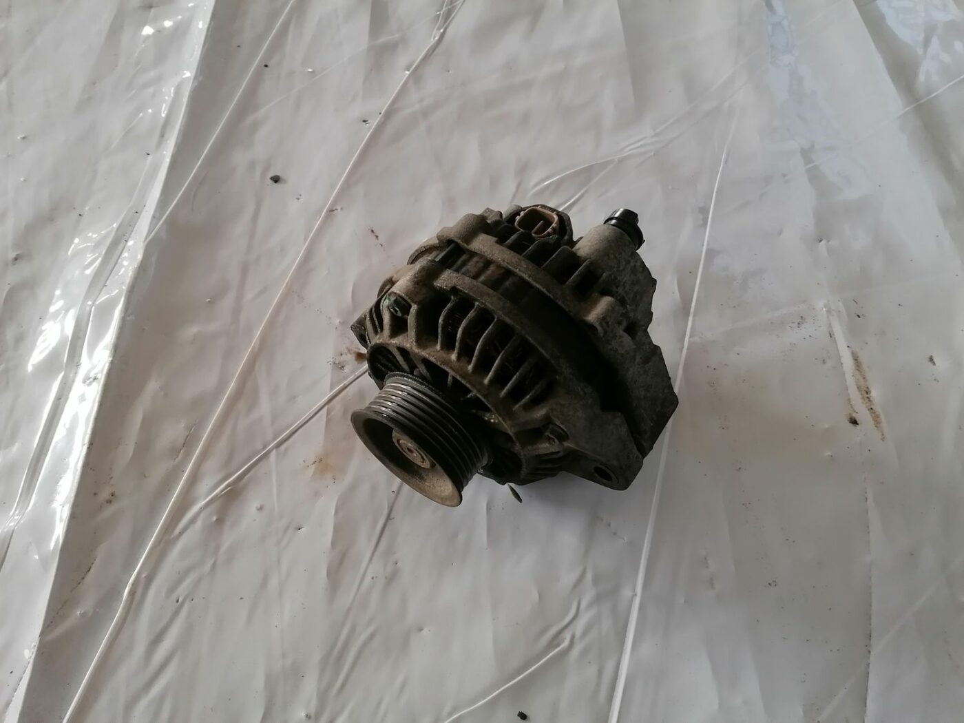 Ģenerators priekš HONDA CIVIC 2004 1 Ģenerators priekš HONDA CIVIC 2004