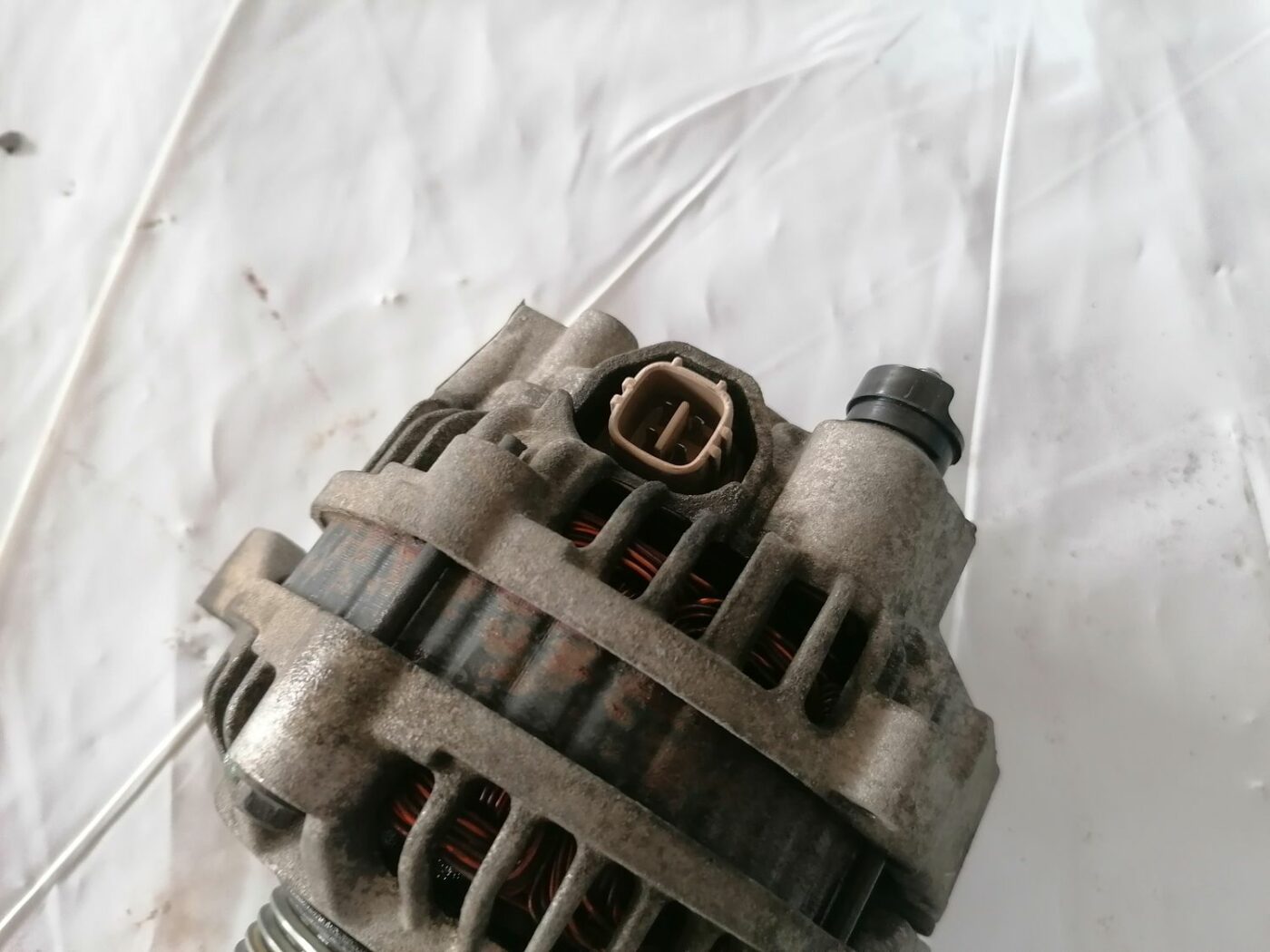 Ģenerators priekš HONDA CIVIC 2004 2 Ģenerators priekš HONDA CIVIC 2004