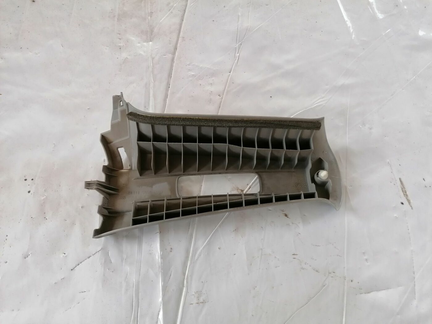 Vidējas salona statnes apdare priekš HONDA CIVIC 2004 5 Vidējas salona statnes apdare priekš HONDA CIVIC 2004