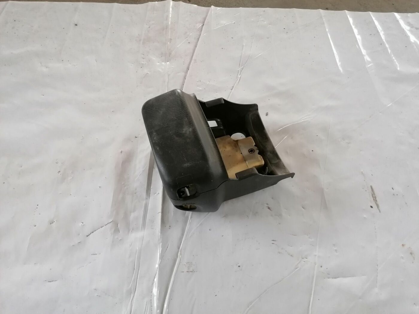 Stūres statnes putekļu aizsargs (salonā) priekš HONDA CIVIC 2004 1 Stūres statnes putekļu aizsargs (salonā) priekš HONDA CIVIC 2004