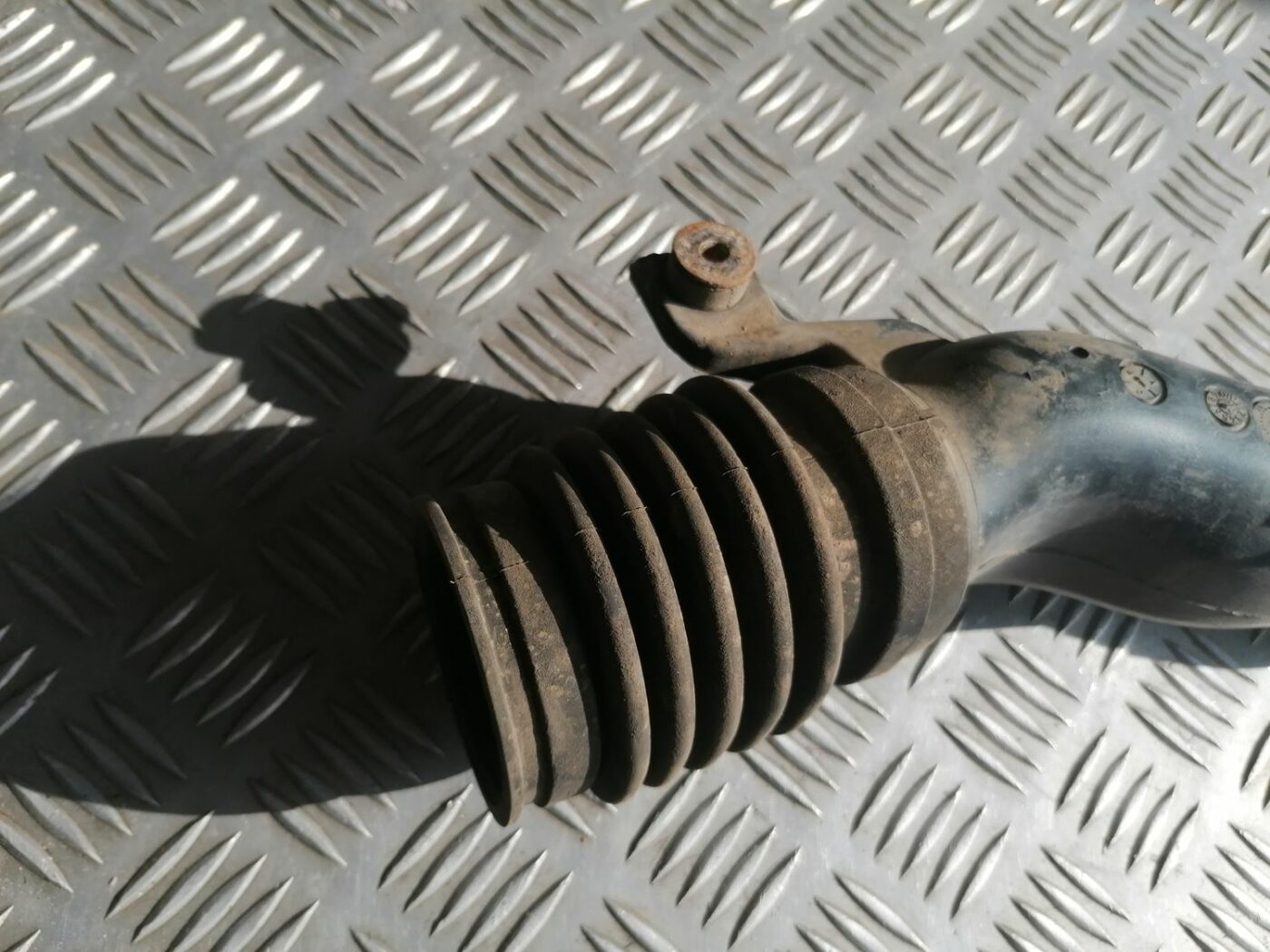 Gaisa filtra korpusa caurule priekš HONDA CIVIC 2004 5 Gaisa filtra korpusa caurule priekš HONDA CIVIC 2004