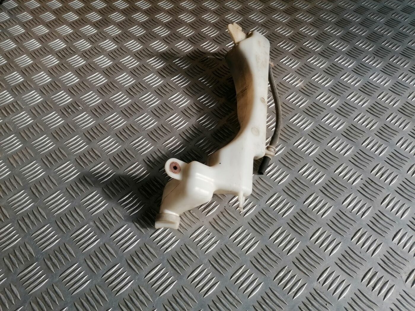 Dzesēšanas šķidruma tvertne priekš HONDA CIVIC 2004 5 Dzesēšanas šķidruma tvertne priekš HONDA CIVIC 2004