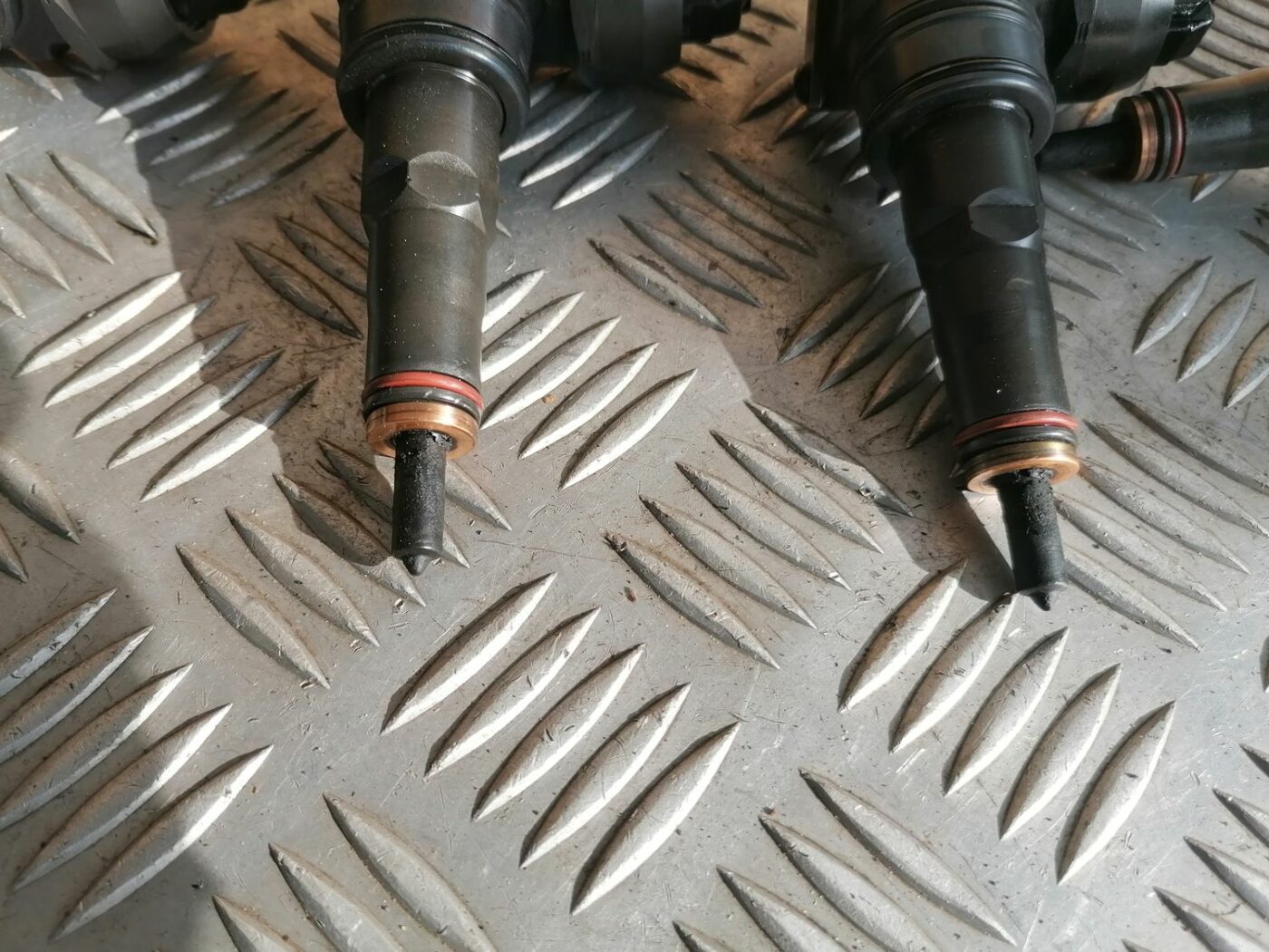 Degvielas smidzinātājs priekš AUDI A4 2003 3 Degvielas smidzinātājs priekš AUDI A4 2003