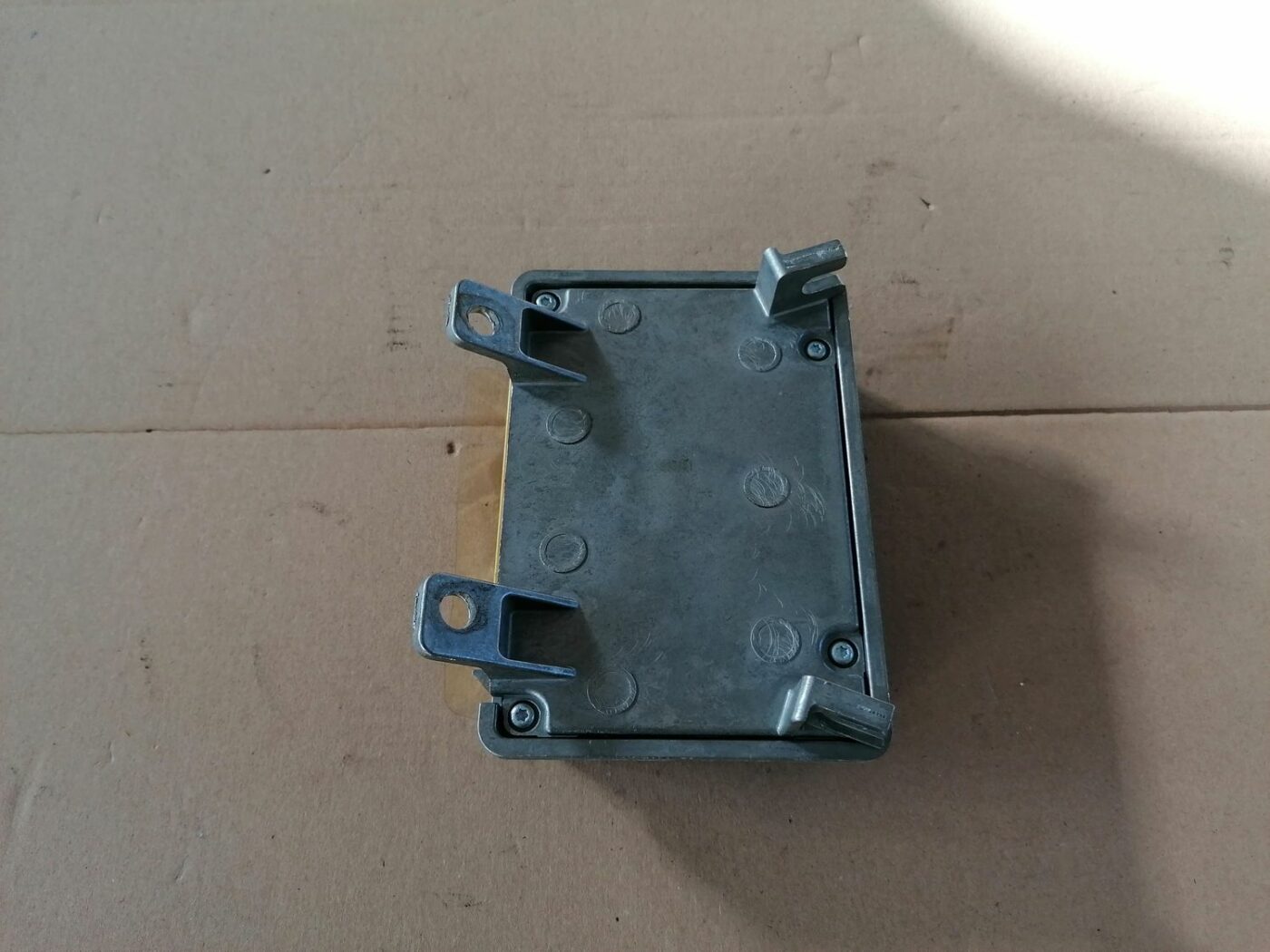 Drošības spilvena vadības bloks priekš HONDA ACCORD 2003 SILVER 6 Drošības spilvena vadības bloks priekš HONDA ACCORD 2003 SILVER