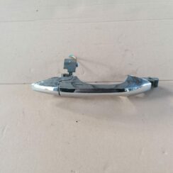 Aizmugurējāis labais durvju rokturis priekš HONDA ACCORD 2003 SILVER