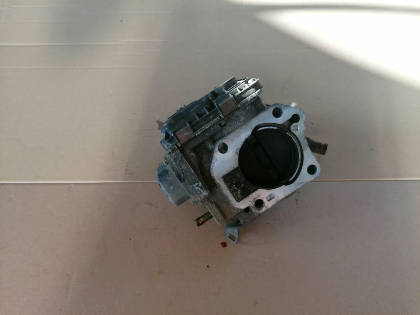 Droseļvārsts priekš HONDA ACCORD 2003 SILVER 6 Droseļvārsts priekš HONDA ACCORD 2003 SILVER