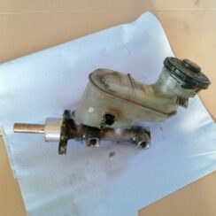 Bremžu pastiprinātāja galvenais cilindrs priekš HONDA ACCORD 2003 SILVER