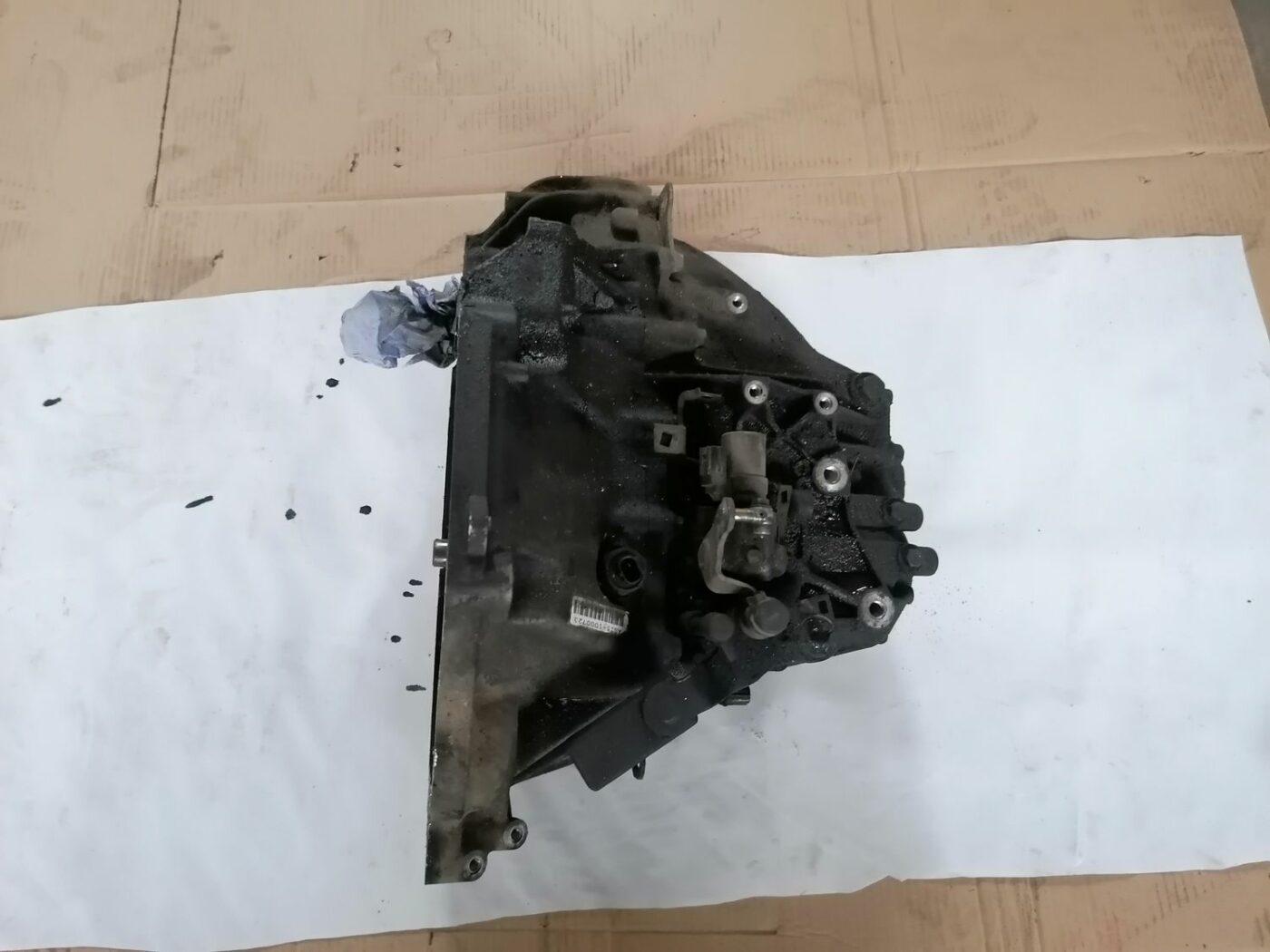 Mehāniska pārnesumkārba priekš HONDA ACCORD 2003 SILVER 3 Mehāniska pārnesumkārba priekš HONDA ACCORD 2003 SILVER