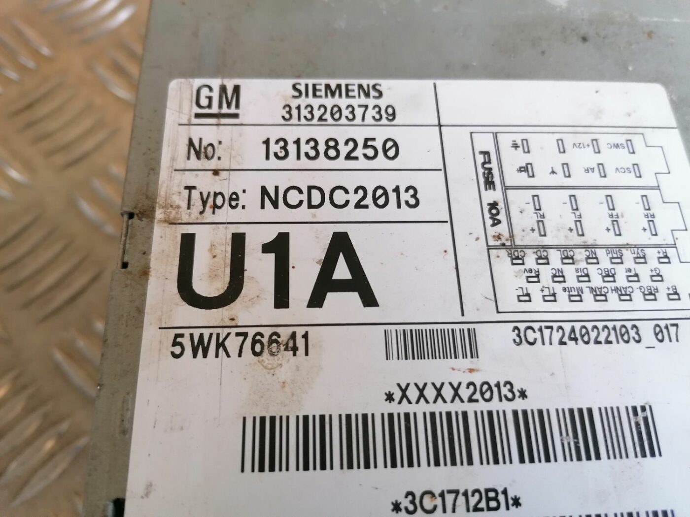 CD/DVD/Navigācijas bloks priekš OPEL VECTRA C 2002 7 CD/DVD/Navigācijas bloks priekš OPEL VECTRA C 2002