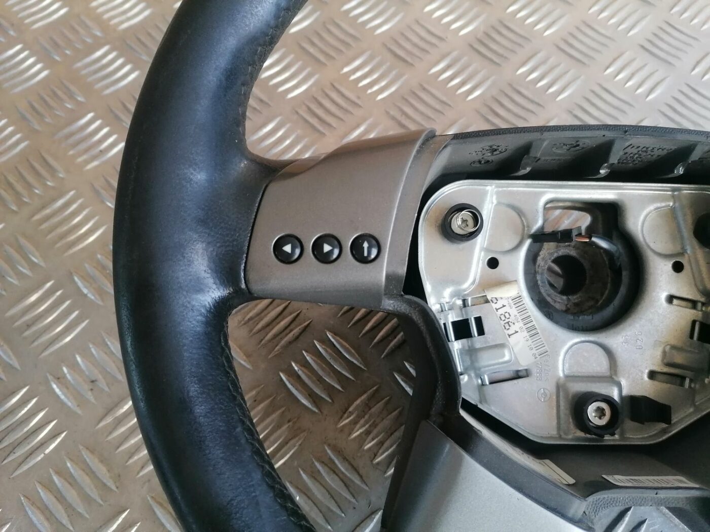 Stūre priekš OPEL VECTRA C 2002 2 Stūre priekš OPEL VECTRA C 2002