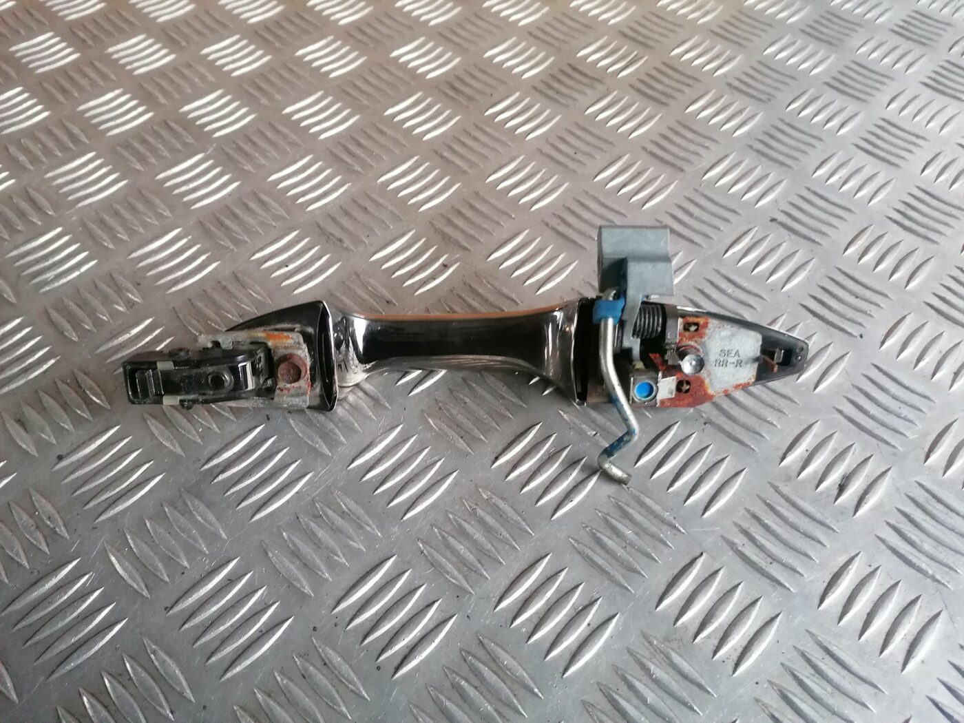 Aizmugurējāis labais durvju rokturis priekš HONDA ACCORD 2008 4 Aizmugurējāis labais durvju rokturis priekš HONDA ACCORD 2008