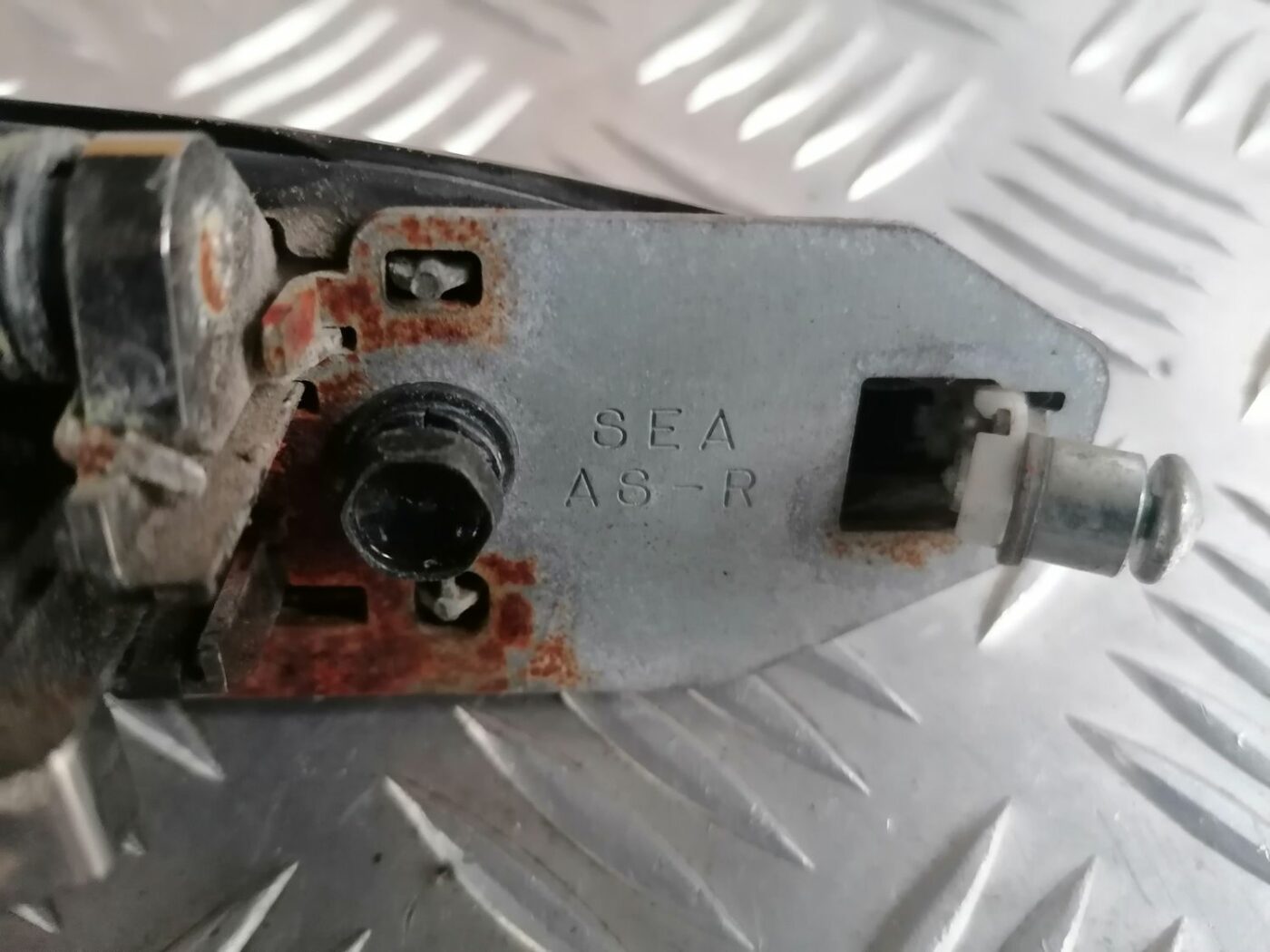 Priekšējāis labais durvju rokturis priekš HONDA ACCORD 2008 3 Priekšējāis labais durvju rokturis priekš HONDA ACCORD 2008