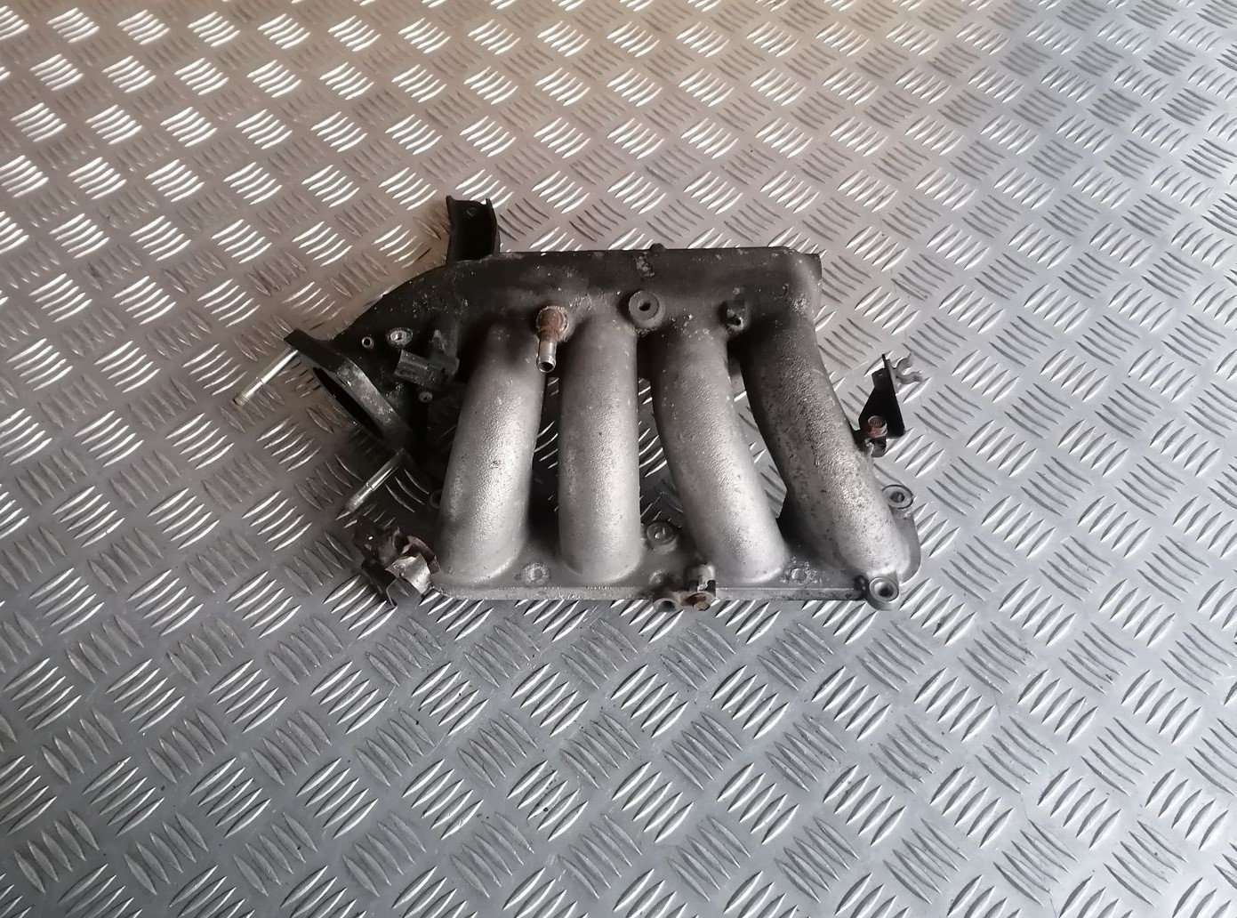 Ieplūdes kolektors priekš HONDA ACCORD 2008 1 Ieplūdes kolektors priekš HONDA ACCORD 2008