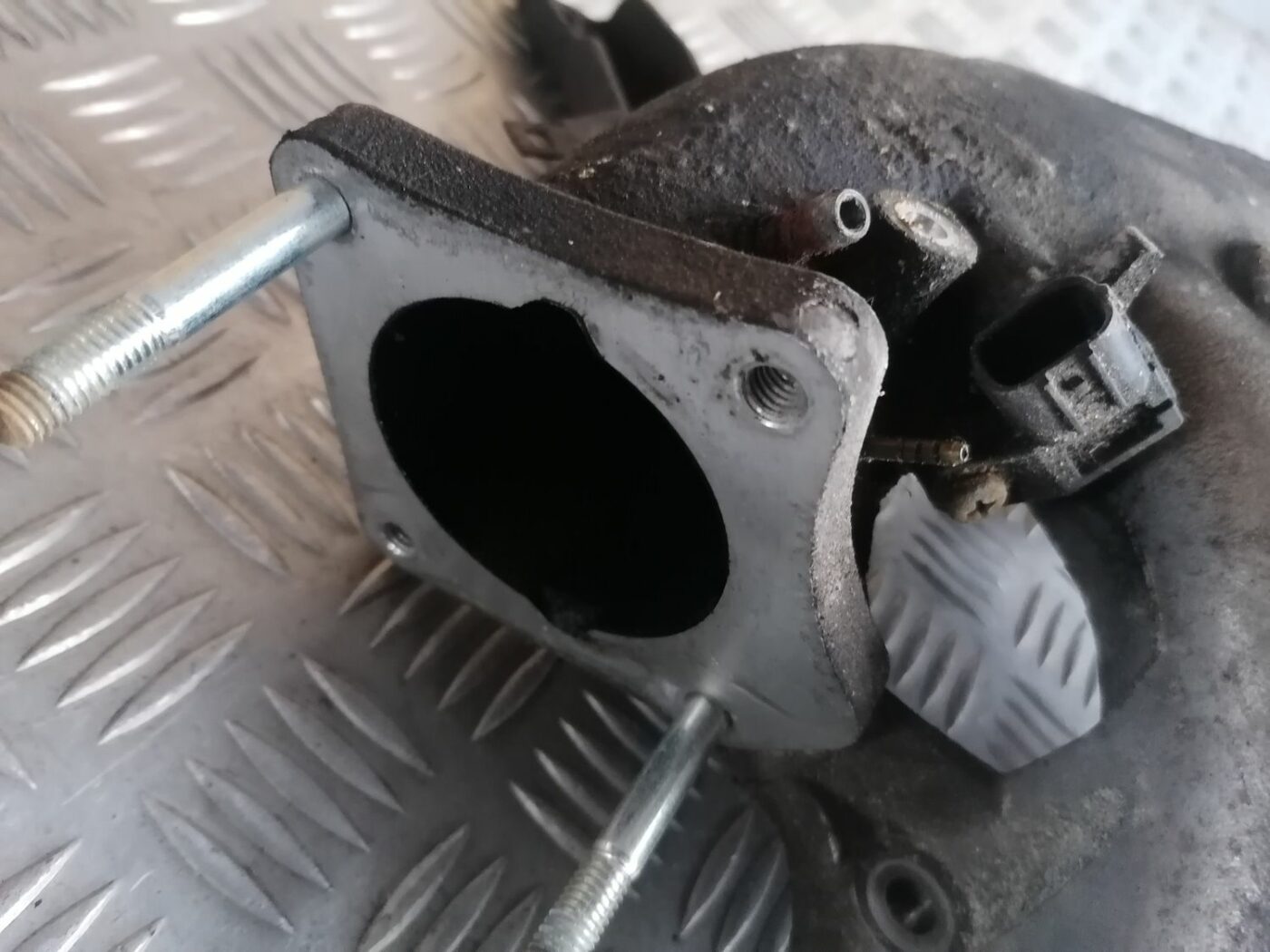 Ieplūdes kolektors priekš HONDA ACCORD 2008 8 Ieplūdes kolektors priekš HONDA ACCORD 2008